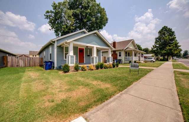 2429 East 7th Street