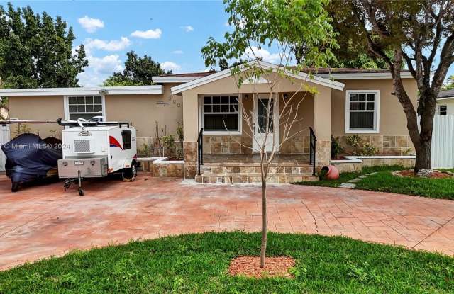 927 SW 71st Ct - 927 Southwest 71st Court, Coral Terrace, FL 33144