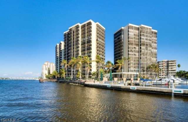 Photo of 1900 Virginia Avenue unit: 503