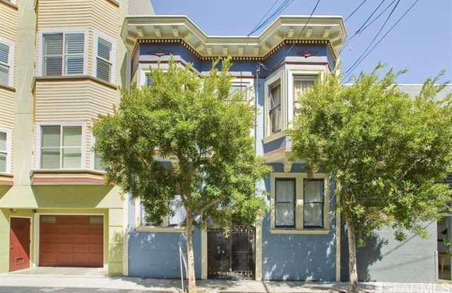 Charming 2Br Edwardian Condo in the heart of SOMA Pets considered. PROGRESSIVE