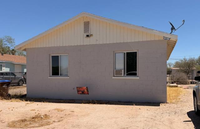 211 S Desoto Street
