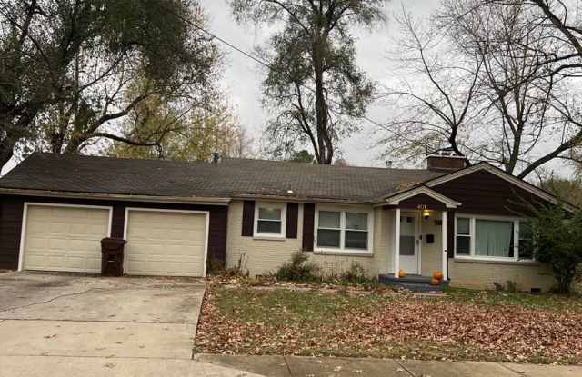 401 E. Crestview St