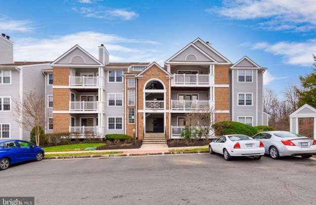 7511 ASHBY LN #E