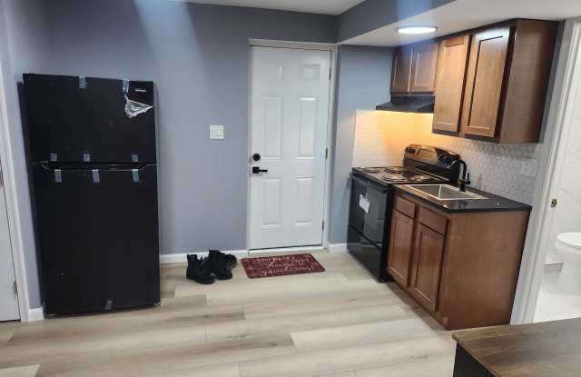 2706 Fairlawn Street