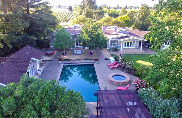 Photo of 1765 Zinfandel Ln