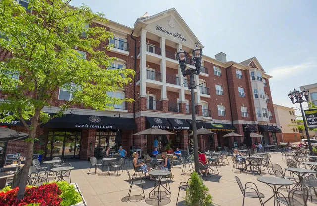 Kirkwood Station Plaza