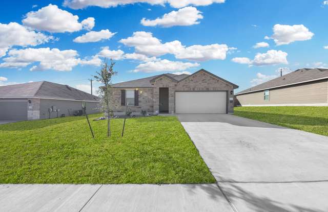 Photo of 3602 Fountain View Dr