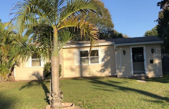 1401 59TH STREET N - 1401 59th Street North, St. Petersburg, FL 33710