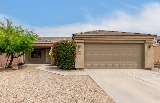 Single-Story 3 Bedroom Home in Rancho El Mirage