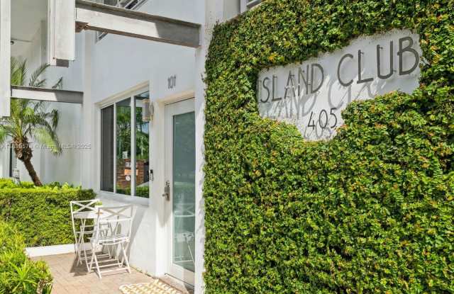 405 North Hibiscus Drive