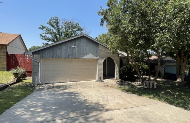 6042 Broadmeadow - 6042 Broadmeadow, San Antonio, TX 78240