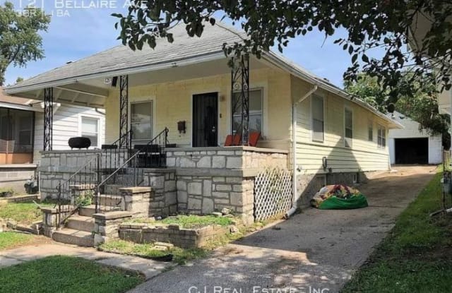 121 Bellaire Ave - 121 Bellaire Avenue, Kansas City, MO 64123