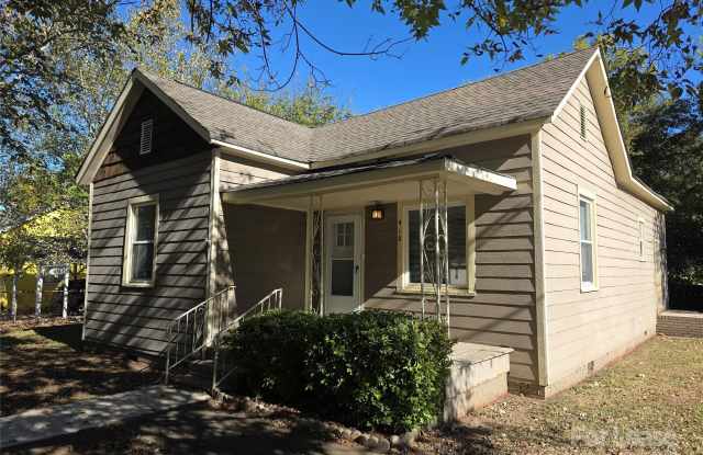 Photo of 412 Park Avenue