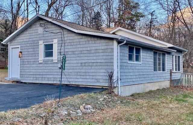 9002 Robinhood Drive