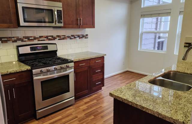 325 Swallowtail Court