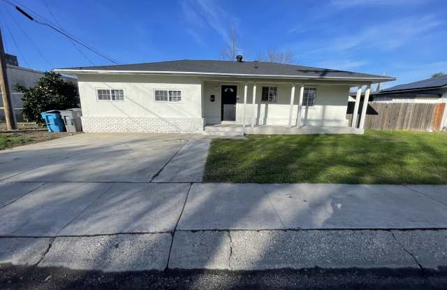 Photo of 1215 Whyler Road-New