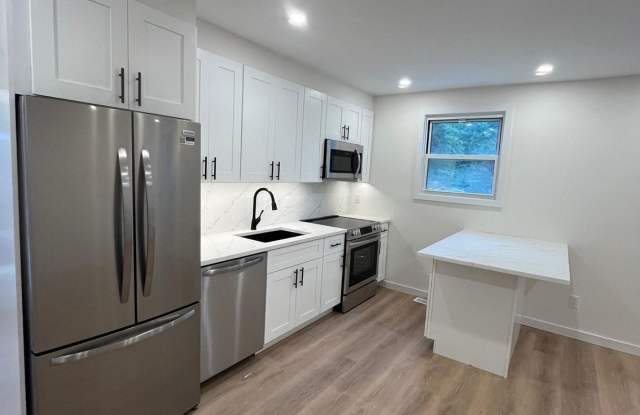 12 Backman Avenue unit: 1