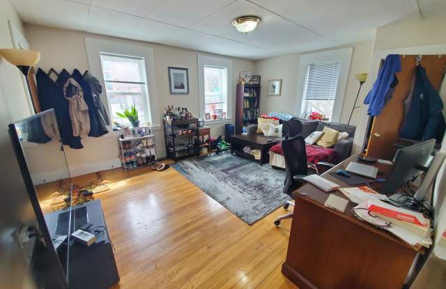 107 Brookline Street