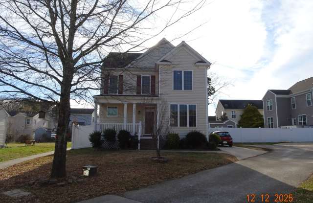 Photo of 3 Bedrooms, 2.5 Bathrooms Single Family Home