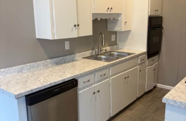 428 Sierra Madre Drive