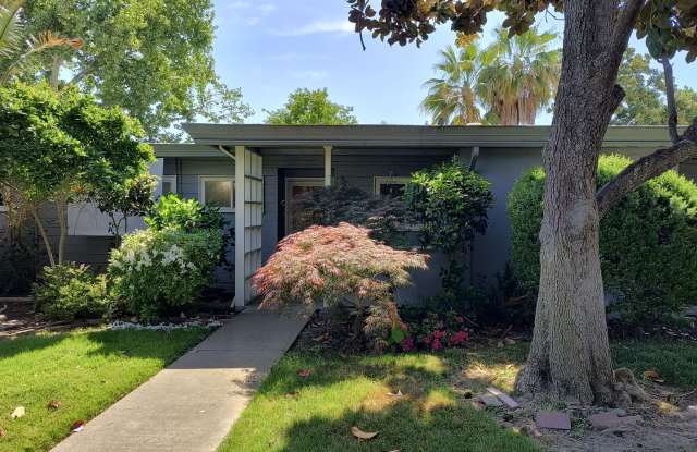 SHORT TERM RENTAL! Fully Furnished and Move In Ready!