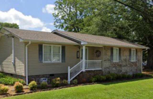 328 S Peachtree Street