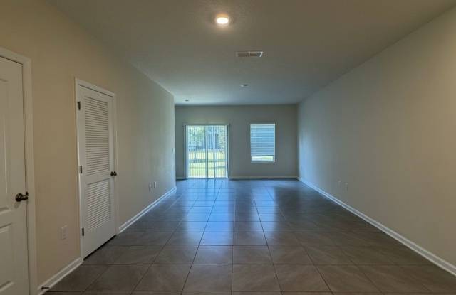 3 Bed 2.5 Bath Bay Pointe Townhome Available Now! Attached Garage  Lawn Care Included!