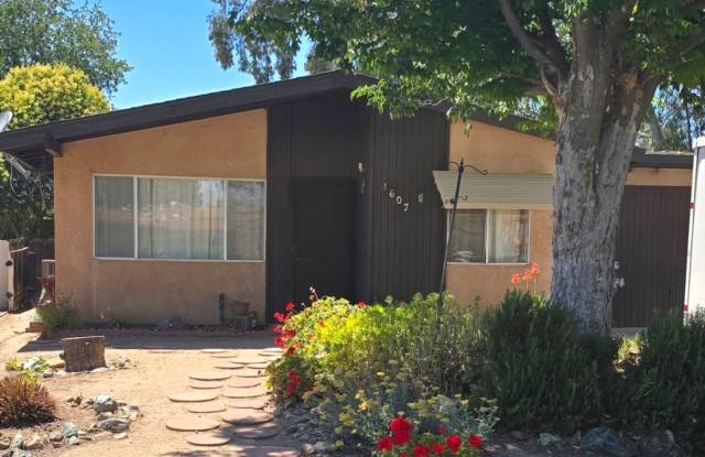 2 bedroom 1 bath Home in Sierra Bonita 55 and over community