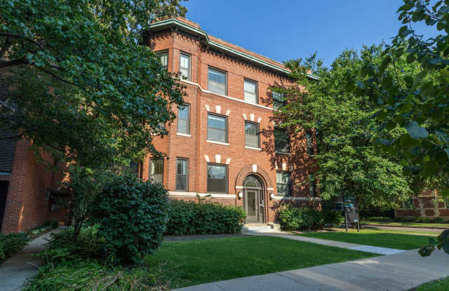 5557-59 S. University Avenue