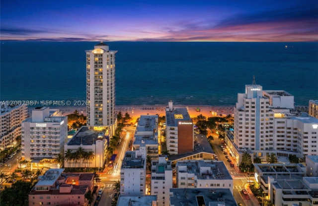4122 Collins Ave