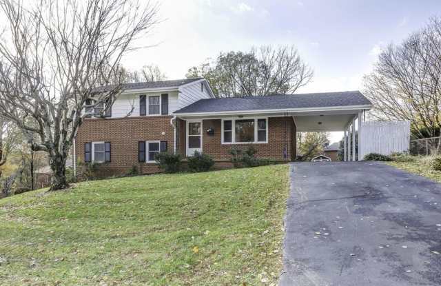 Photo of 110 Shasta Court