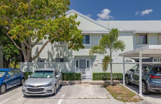 6159 Riverwalk 2 Lane