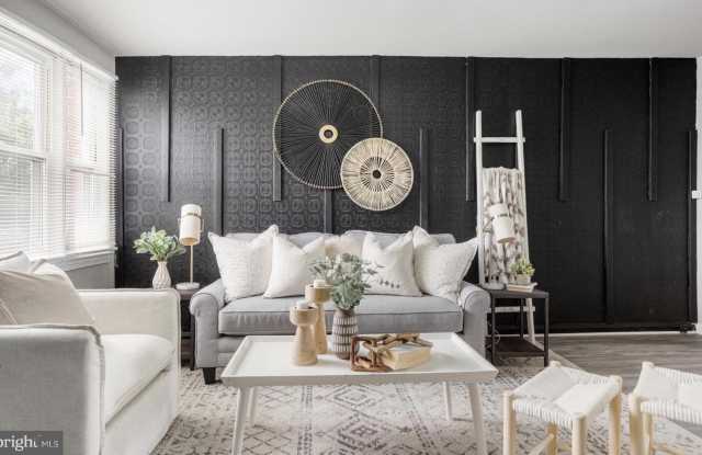 Photo of 7509 DURWOOD Road