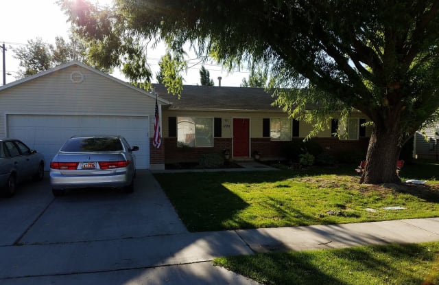 1720 N 2340 W - 1720 North 2340 West, Lehi, UT 84043