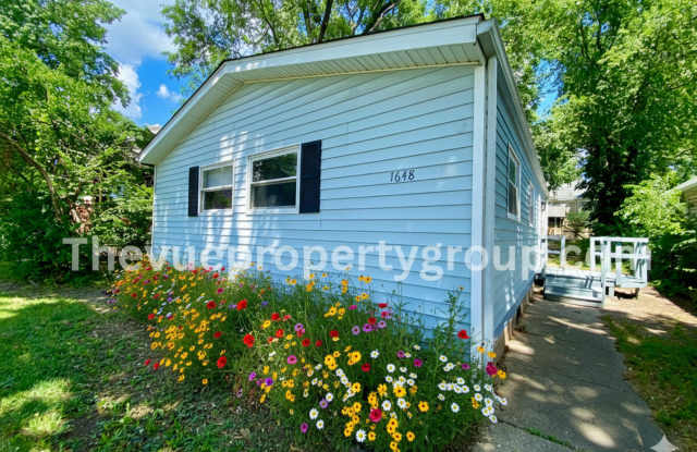 NO RENT until 2026! Lock in your new home now and enjoy the rest of the year rent-free! The deposit moves you in!