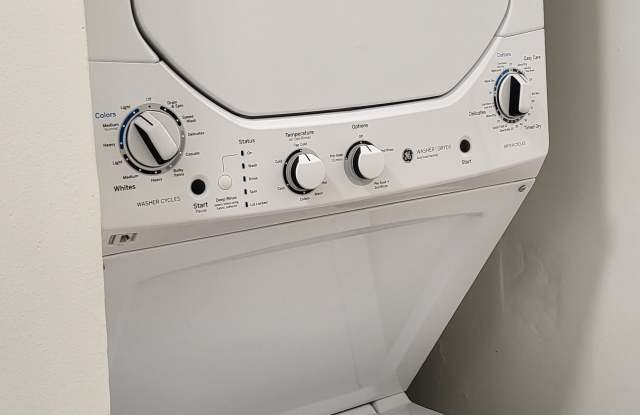 Photo of 2006 2nd Ave S