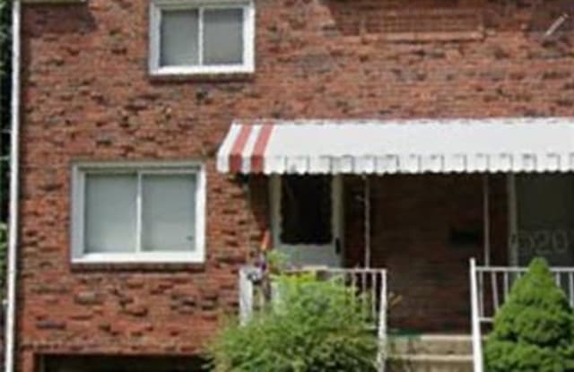 552 Maytide St - 552 Maytide Street, Pittsburgh, PA 15227