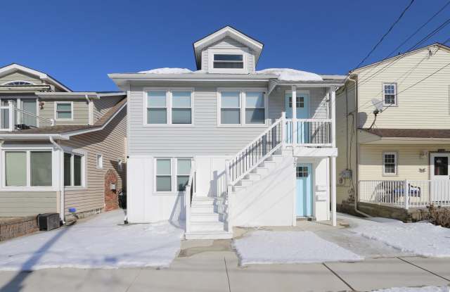 125 N Wissahickon Ave