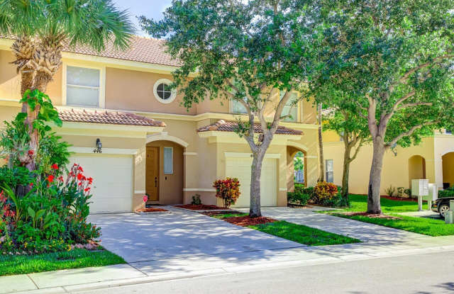 446 Rainbow Springs Terrace