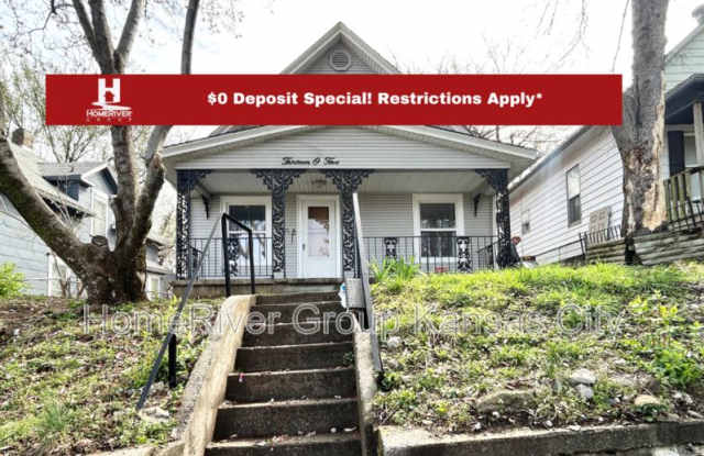 1305 Oakley Ave