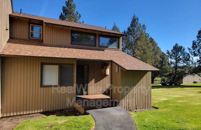 6901 Robin Ct