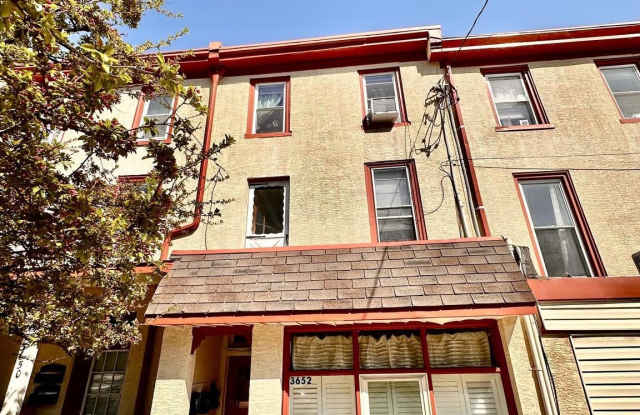 Photo of 3652 MIDVALE AVENUE