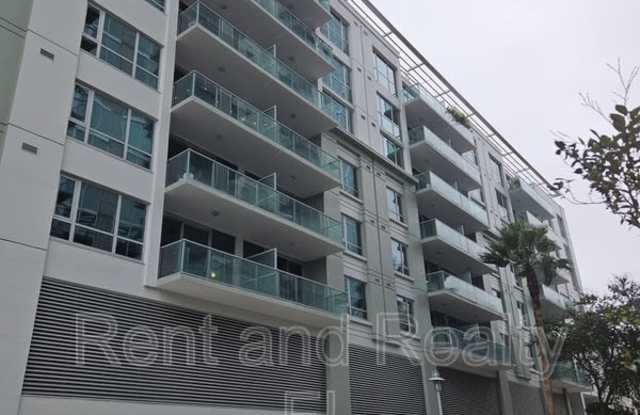 Photo of 111 N 12th St