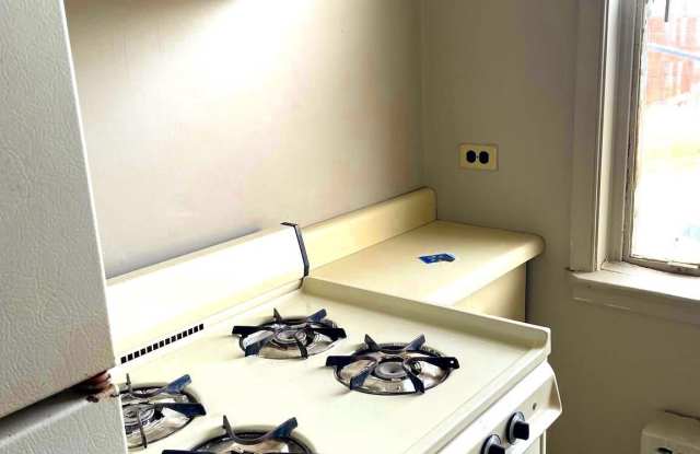 1211 ELBRIDGE Street