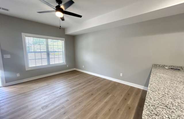 1611 Kentucky 1247 - A