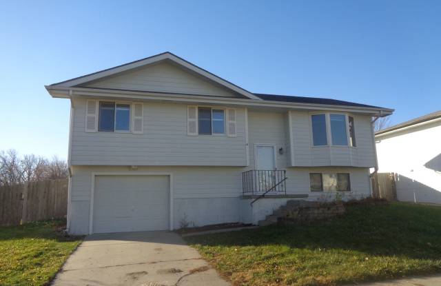 Photo of Charming 4-Bedroom Home in Northwest Lincoln