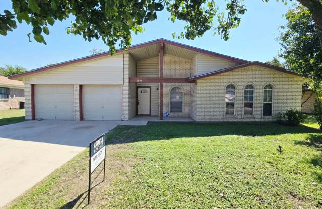 Photo of HOME FOR THE HOLIDAYS SPECIAL  SECTION 8 / HUD ACCEPTED - AVAILABLE NOW!