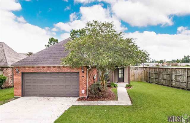 889 SUMMER BREEZE DR - 889 Summer Breeze Drive, East Baton Rouge County, LA 70810