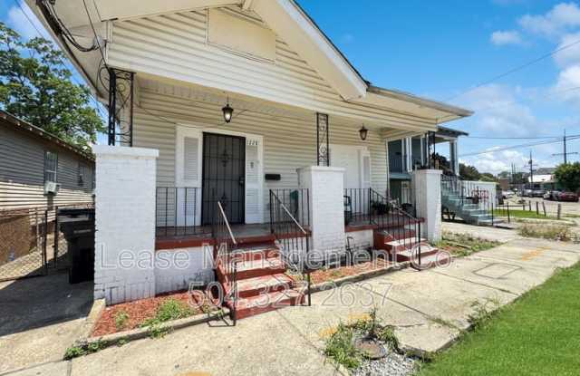 Photo of 1228 South Genois Street