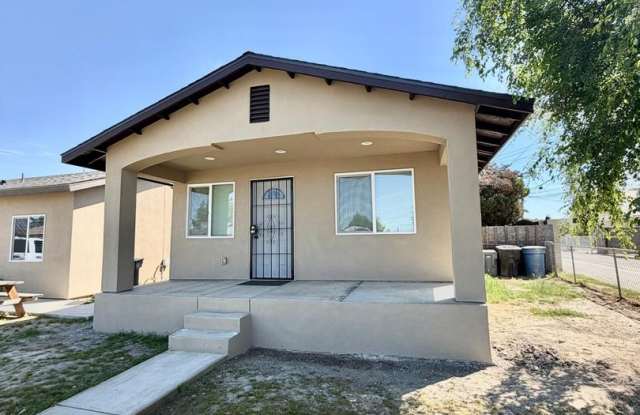 renovated and charming single family home in Delano - COMING SOON!